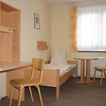 Djh - Jugendgaestehaus Hostel *