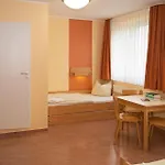 Djh - Jugendgaestehaus * Drezda