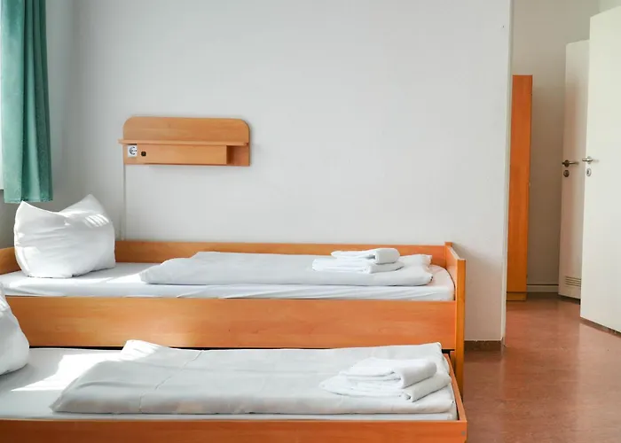 Hostel Djh - Jugendgaestehaus *