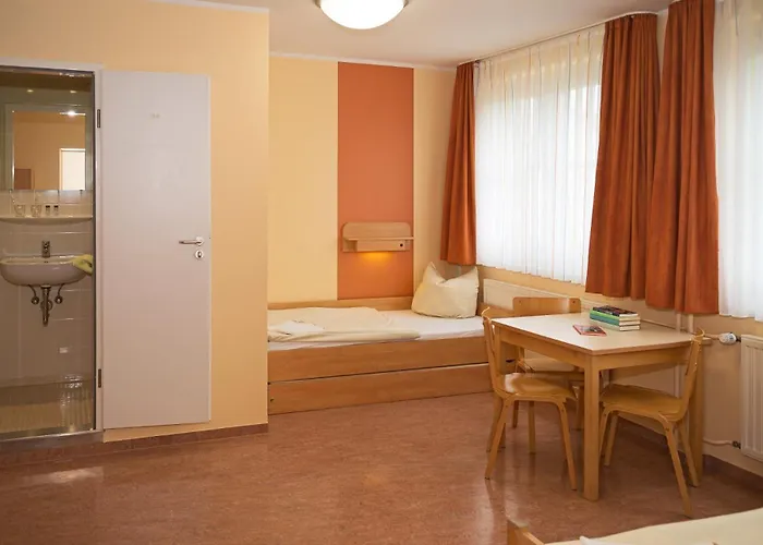 Djh - Jugendgaestehaus * دريسدن