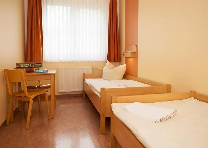 Djh - Jugendgaestehaus *