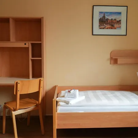 Djh - Jugendgaestehaus אכסניה דרזדן