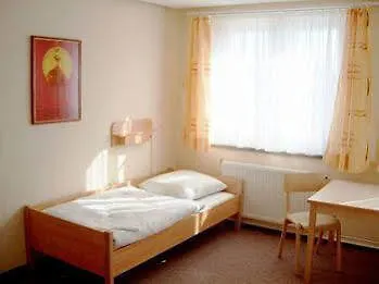 Djh - Jugendgaestehaus Hostel