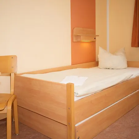 ホステル Djh ユーゲントヘルベルゲ ユーゲントゲストハウス