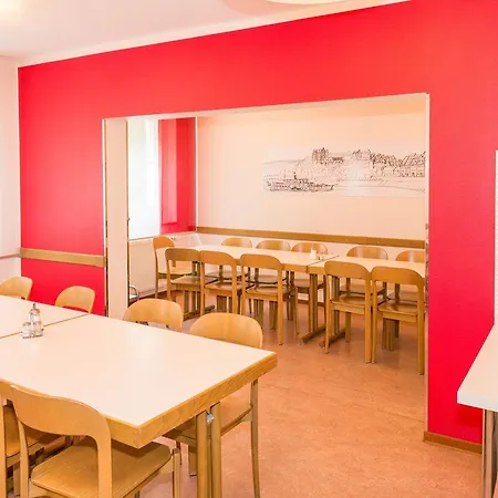 Djh - Jugendgaestehaus *