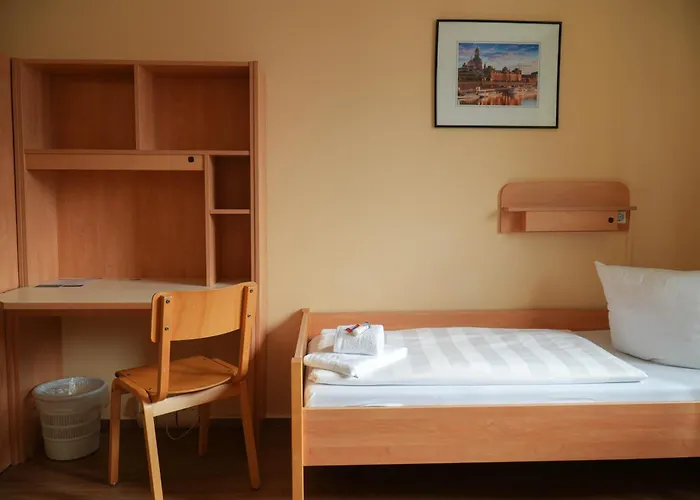 Djh - Jugendgaestehaus بيت شباب دريسدن