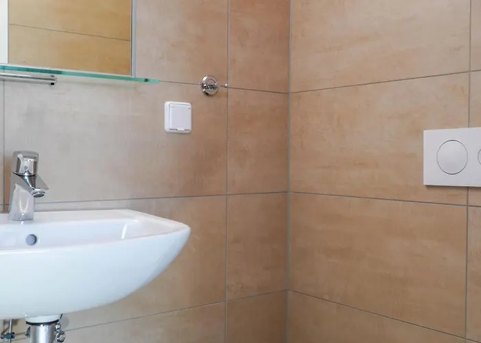 Djh - Jugendgaestehaus *