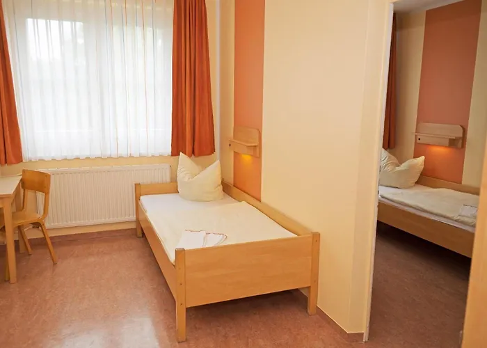 Djh - Jugendgaestehaus * Dresda