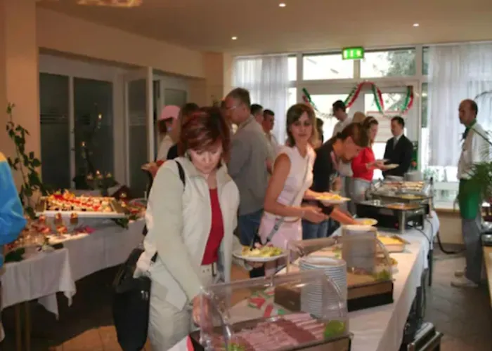 Djh - Jugendgaestehaus Ostello *