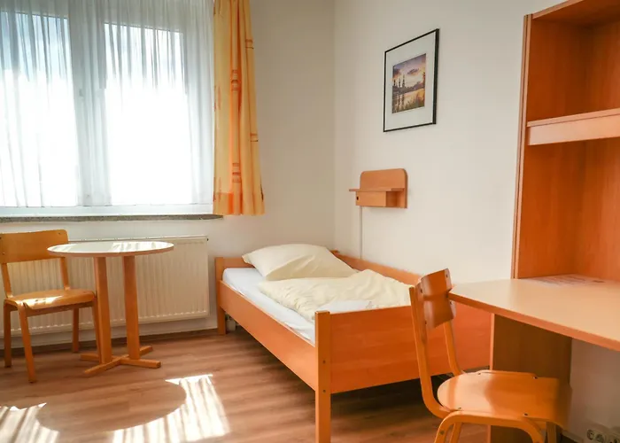 Djh - Jugendgaestehaus Hostel